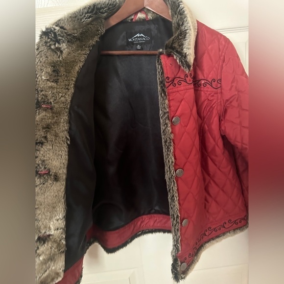 Montanaco NWOT red quilted artificial fur lined button up jacket women’s size XL - Picture 4 of 7